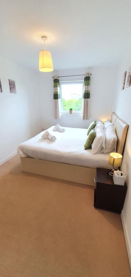 Lochend Park View Apartment Edinburgh Dış mekan fotoğraf
