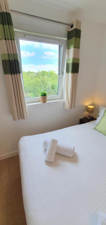 Lochend Park View Apartment Edinburgh Dış mekan fotoğraf