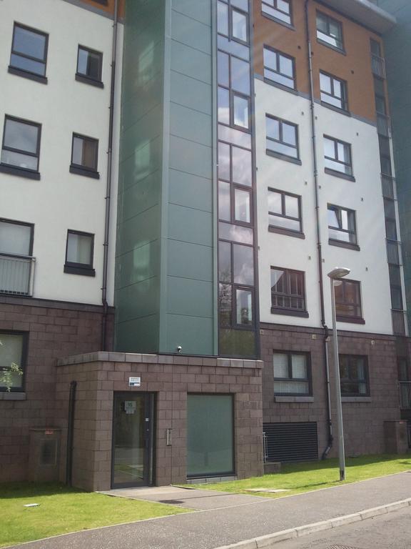 Lochend Park View Apartment Edinburgh Oda fotoğraf