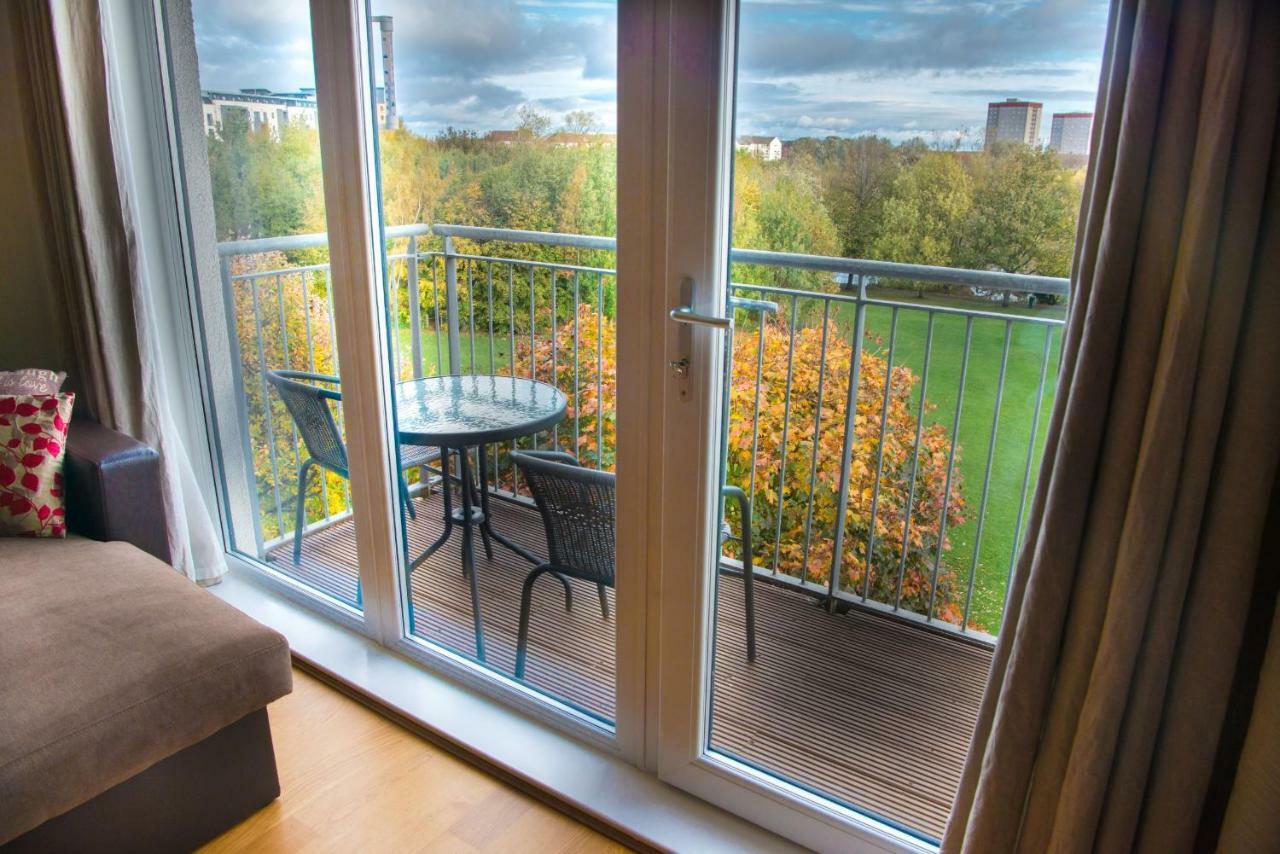 Lochend Park View Apartment Edinburgh Dış mekan fotoğraf